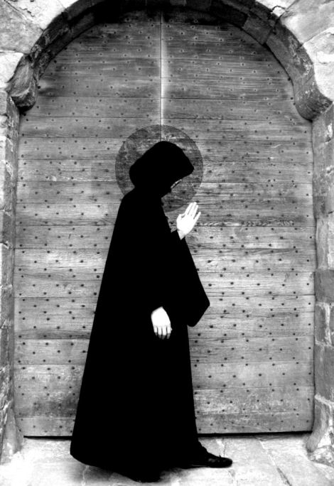 https://www.lazone.org/data/img/nihil/saint4.jpg