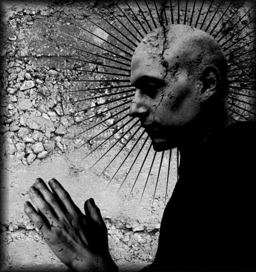 https://www.lazone.org/data/img/nihil/saint8.jpg